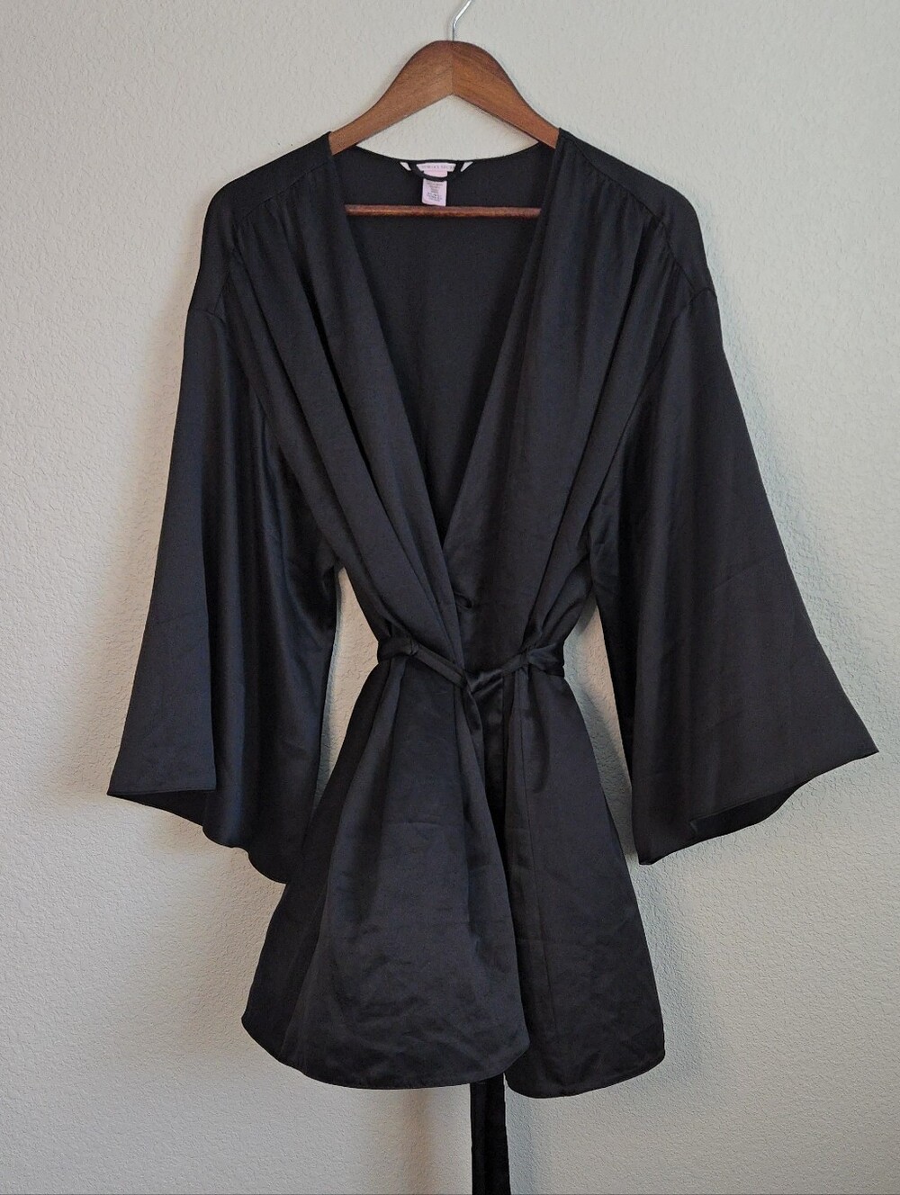 Victoria's Secret Black Satin Kimono Robe with Tie